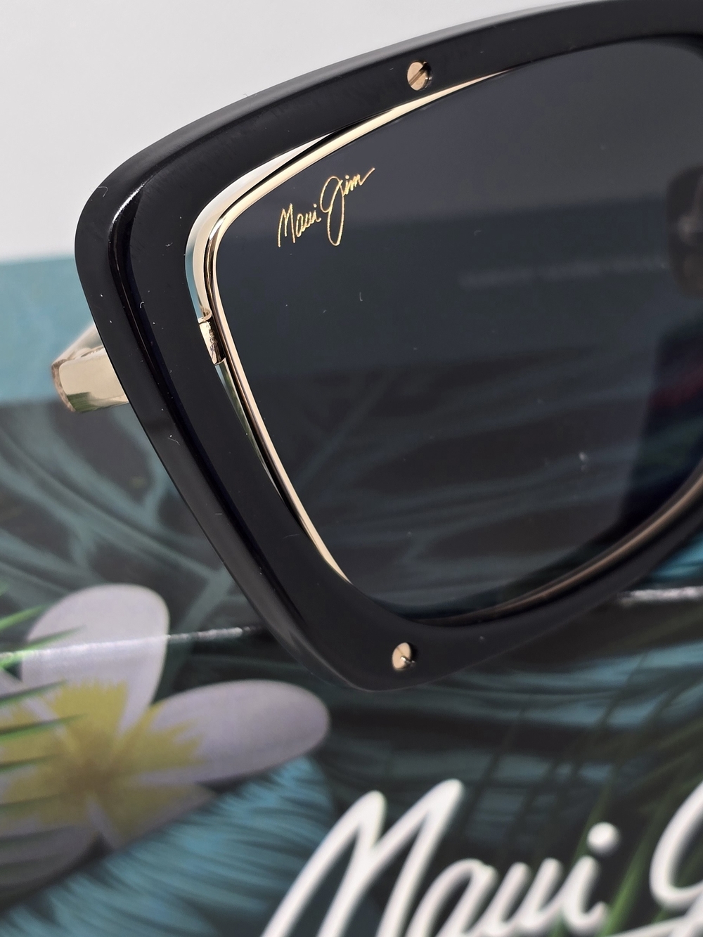 Maui Jim Black Sunglasses with Gray Lenses POLARIZED